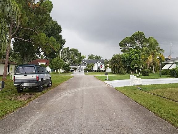 5th image of 1982 SE Joy Haven St