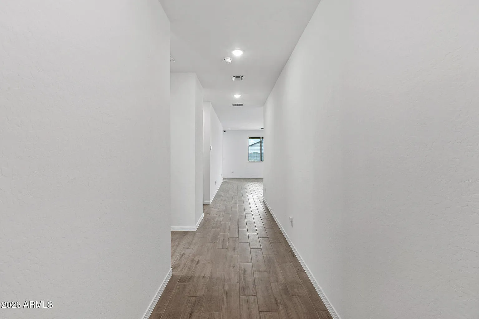 3 bed, 1579 sqft, $1,975 — Photo 3