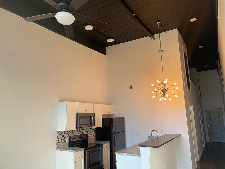 The Lynchburg Midtown Lofts — Photo 33