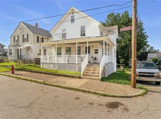 40 Baxter St, Woonsocket, RI 02895