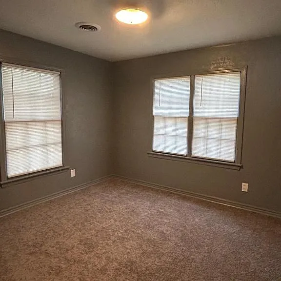 2104 NW Denver Ave — Photo 7