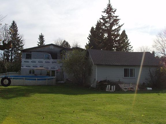 2nd image of 954 9th St S #S