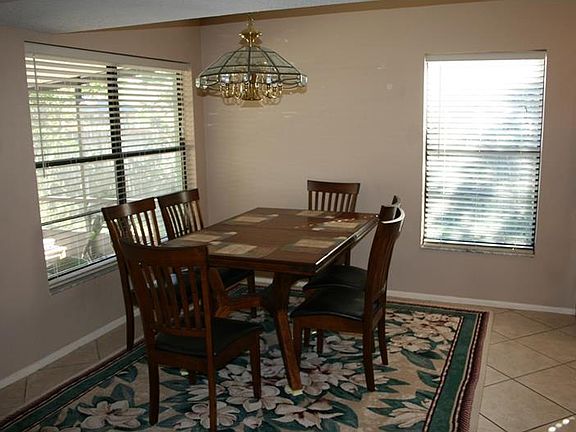 4th image of 1068 Gould Pl