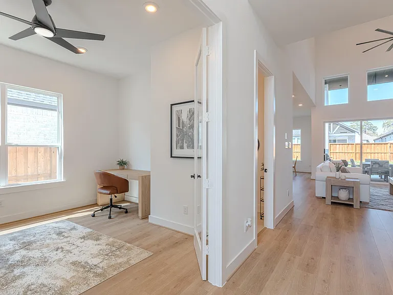 7142 Carriage Light Dr — Photo 6