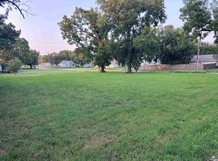 134 E 15th St, Junction City, KS 66441