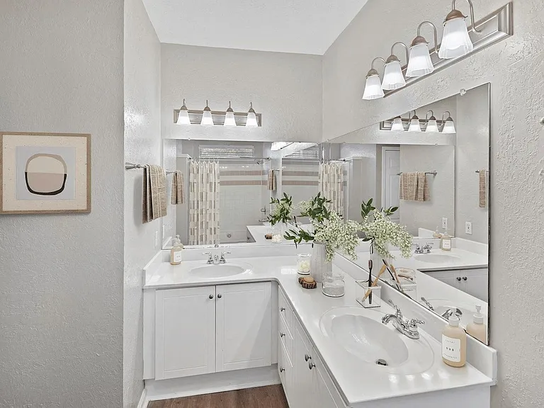 Elan at Mallard Creek Apartment Homes — Photo 59