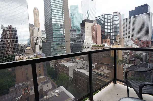 Rented by Bold New York | media 9