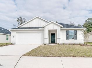475 Red Dahlia Ln, Jacksonville, FL 32218
