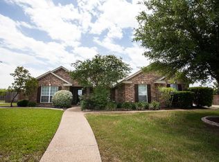 908 Erica Dr, Hewitt, TX 76643