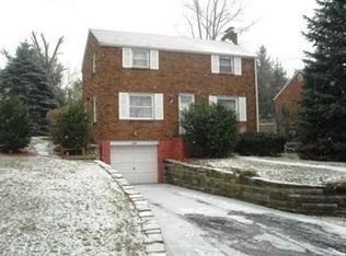205 Glenfield Dr, Pittsburgh, PA 15235