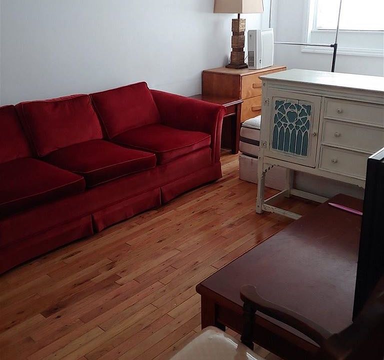1st image of 14 Bowman St #3