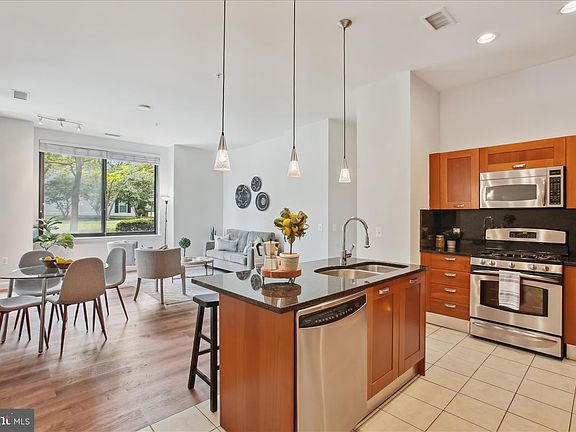 2nd image of 2451 Midtown Ave APT 111