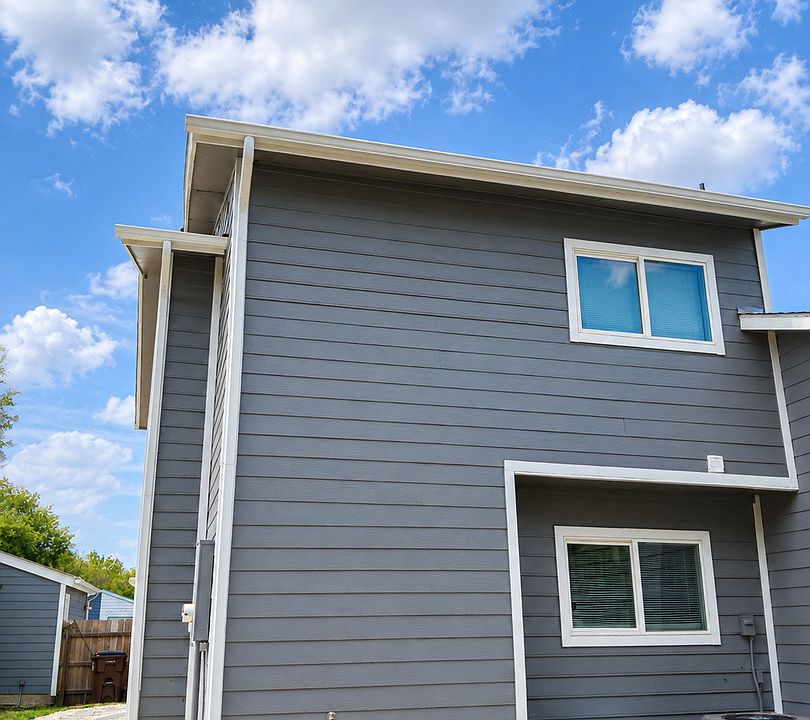 1st image of 8416 FOREST RIDGE DR
