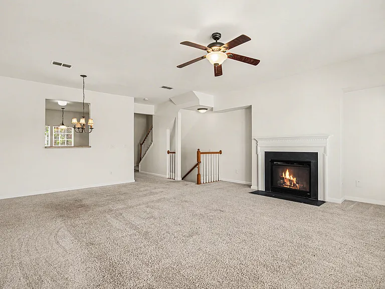 15658 King Louis Ct — Photo 9