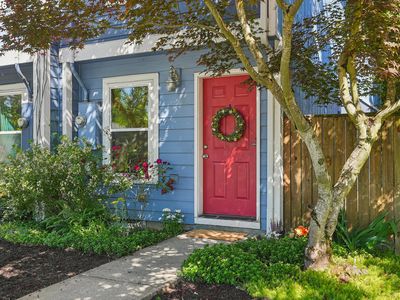 6677 N Columbia Way, Portland, OR, 97203