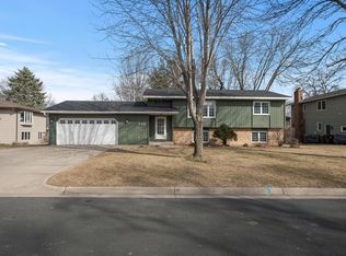 2411 Southview Ct, Hastings, MN 55033