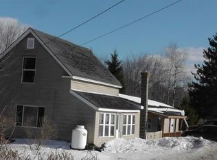 16 Boynton St, Bradley, ME 04411