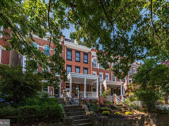 3rd image of 1219 Euclid St NW