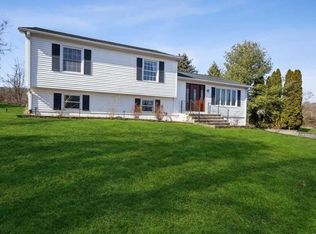 17 Morgan Ct, Dover Plains, NY 12522