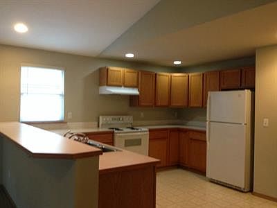 3rd image of 2227 Greenfield St SE