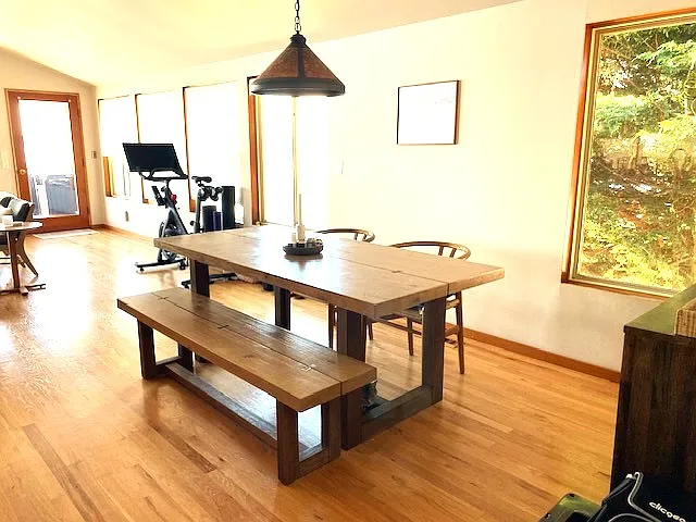 Dining area room for a large table.