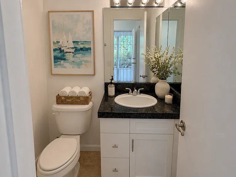 Lower Lake Ct — Photo 8