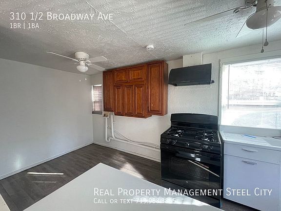 4th image of 310 1/2 Broadway Ave