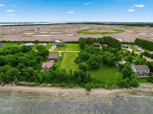 Prairiewood Ln, Leeds, ND 58346