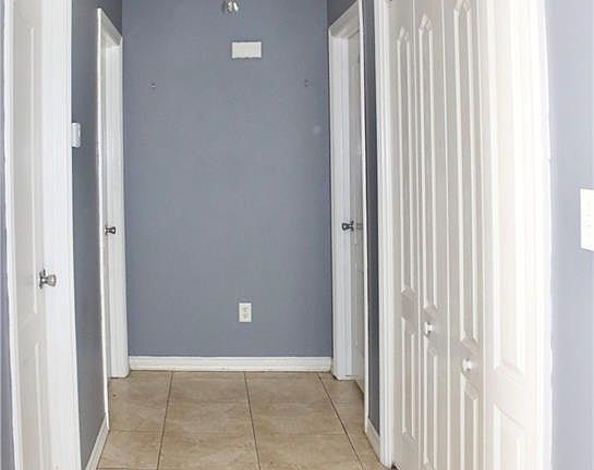5th image of 1908 W Western Dr APT B