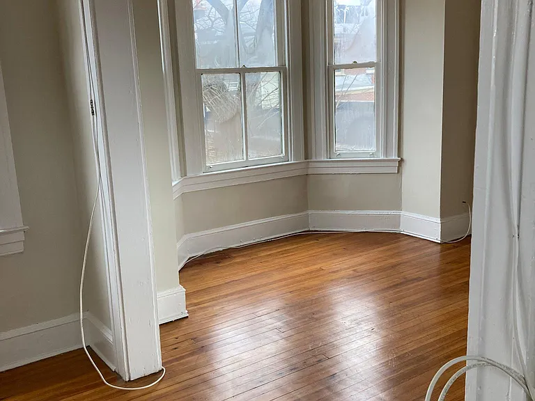 251 Robert St #6 — Photo 14