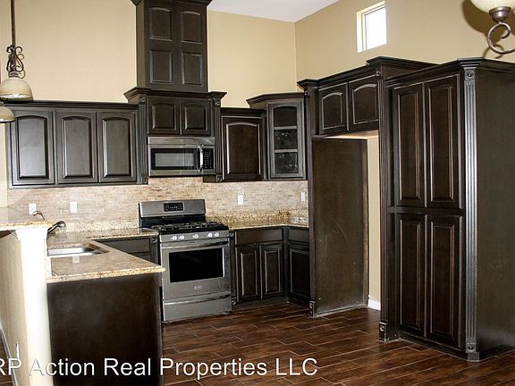 5th image of 14289 Meadow Lake Ave