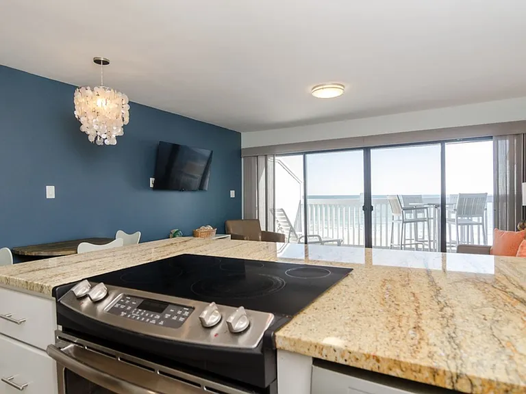 1311 Lake Park Blvd S #38B — Photo 11