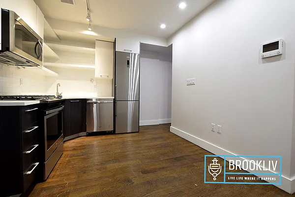 Rented by null | media 1