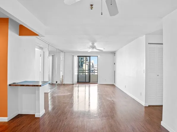 382 Ocean Ave APT 807, Revere, MA 02151