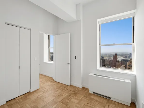 20 Exchange Place image 8 of 29