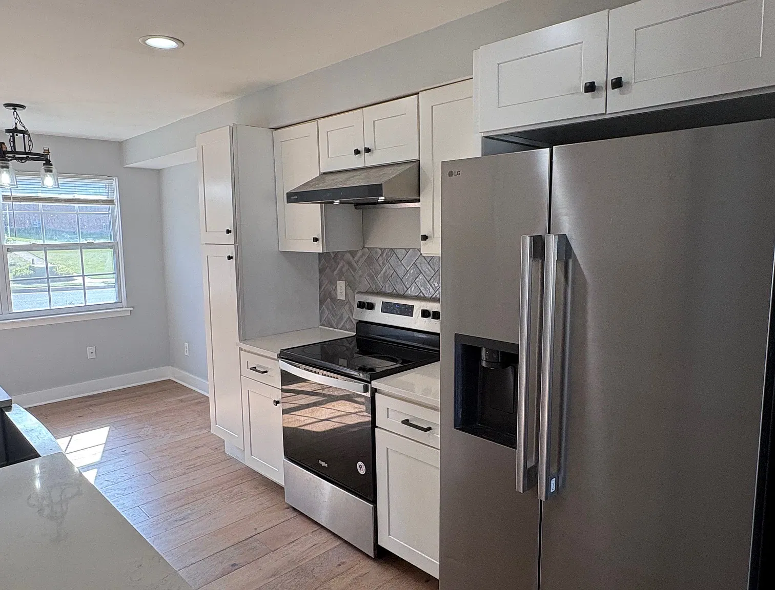 3 bed, 2.5 bath, 1440 sqft, $2,600 — Photo 2