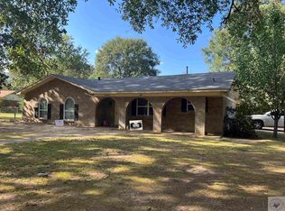 3302 Robin Cir, Texarkana, TX 75503