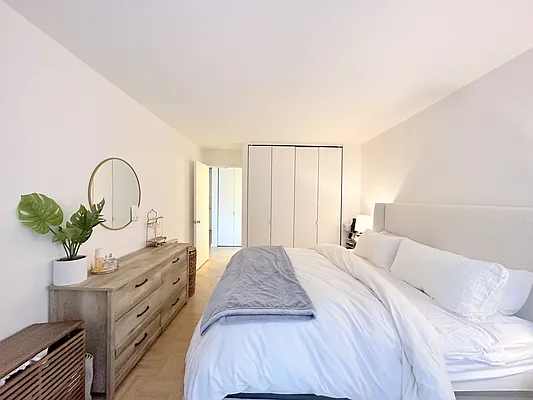 Rented by Highline Residential | media 46