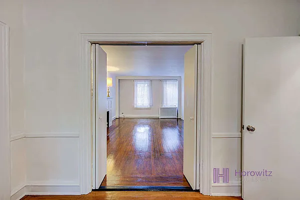 Sold by Horowitz Real Estate | media 7