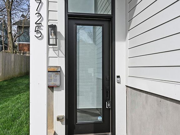 4th image of 3725 Maple Park Ave
