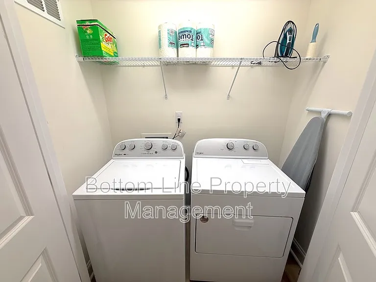 1552 Cedar Tree Dr — Photo 15