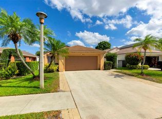 3831 NW 21st St, Coconut Creek, FL 33066