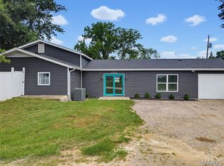 8904 Dusty Dr, Pevely, MO 63070