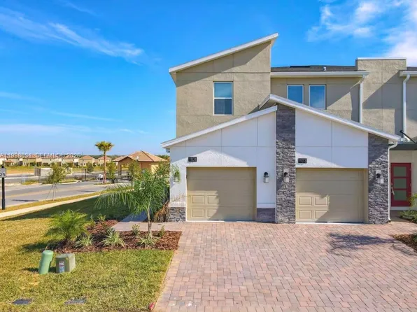 1101 Challenge Dr #1501, Davenport, FL 33896