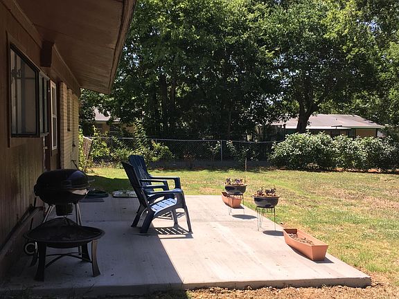 4th image of 2643 Luau Cir