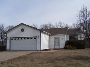 226 S Sunflower St, Rose Hill, KS 67133