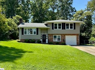 108 Marlboro Dr, Greenville, SC 29605