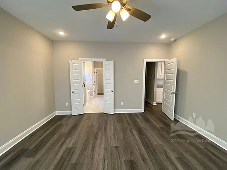 547 Rosalie Woods Dr — Photo 8