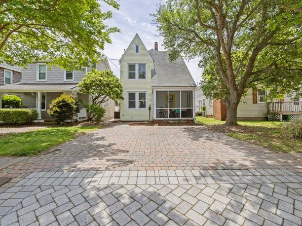 412 26th St, Virginia Beach, VA 23451