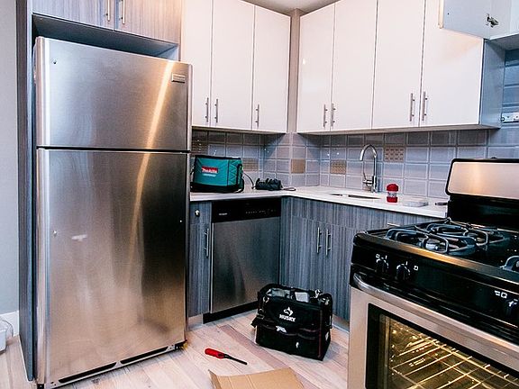 5th image of 197 Ellery St #1